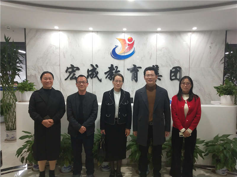 興國衛校蘭雪萍校長一行